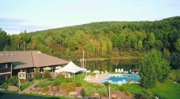 Commodores Inn Стоу Екстер'єр фото